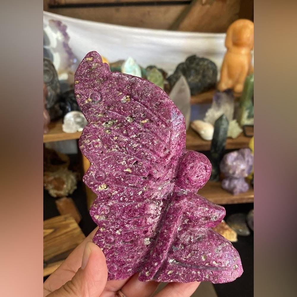 Hand-Carved Large Ruby Comb (UV) Fairy